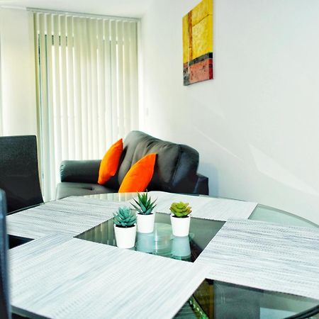 2 Bed Ensuite With Balcony And Free Onsite Secure Parking Manchester Luaran gambar